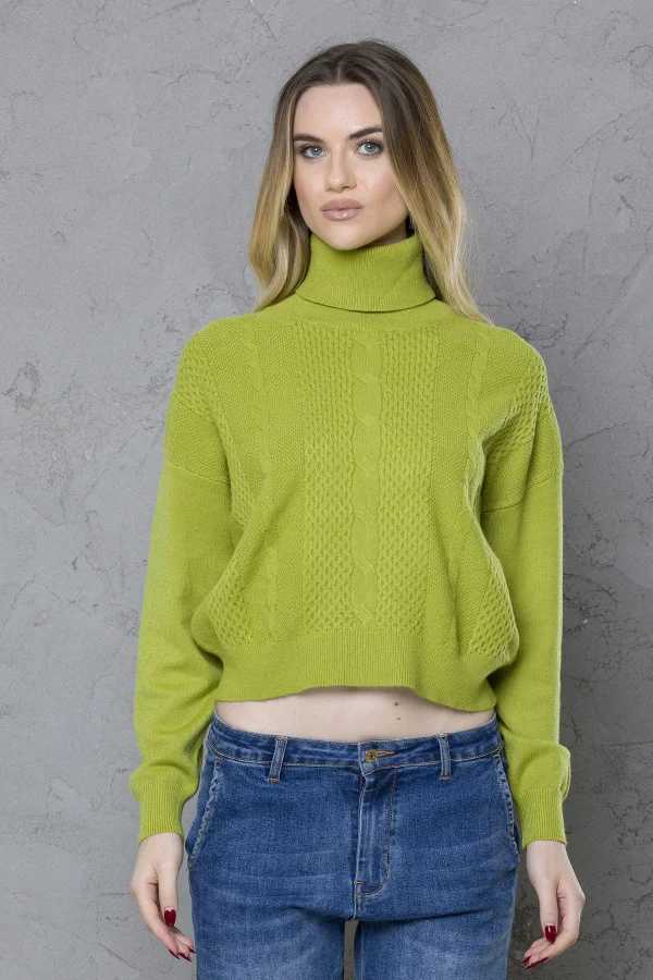 Dolcevita a scatola c/treccia e rombi – DTA6061