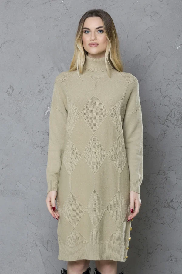 M.pull dolcevita c/bottoni sul fondo e rombi – DTA6067