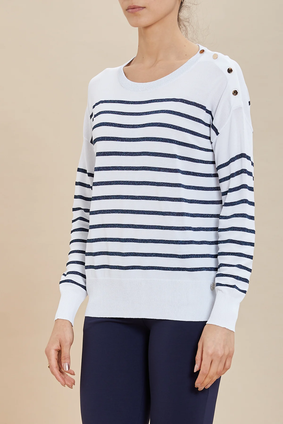 MAGLIA girocollo bottoni e righe in lurex - DKE6029 - immagine 3