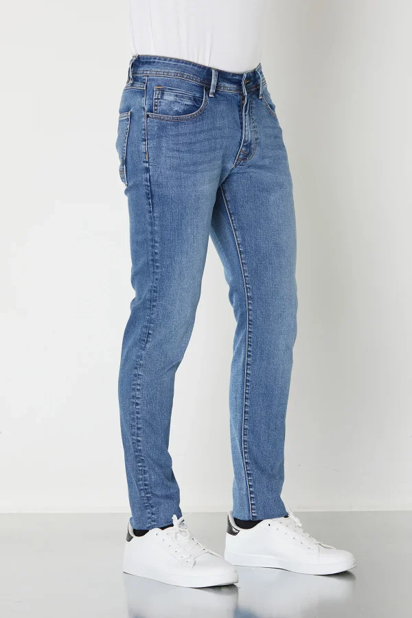 ADAM- DENIM SLIM CHIARO – UTA6100