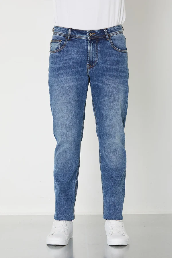 NEW YORK-DENIM CARROT LAV.MEDIO CHIARO – UTA6106