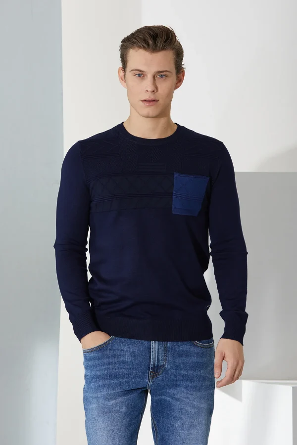 girocollo con lavorazione con taschino gauge 12 – UTA6457