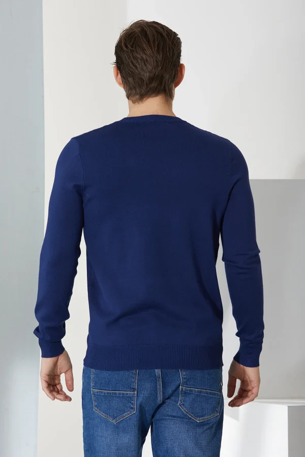 girocollo con lavorazione davanti – UTA6481