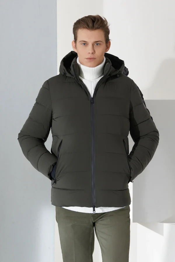 GIUBBOTTO NYLON ELASTICO CON ZIP TERMONASTRATA – UTA6903