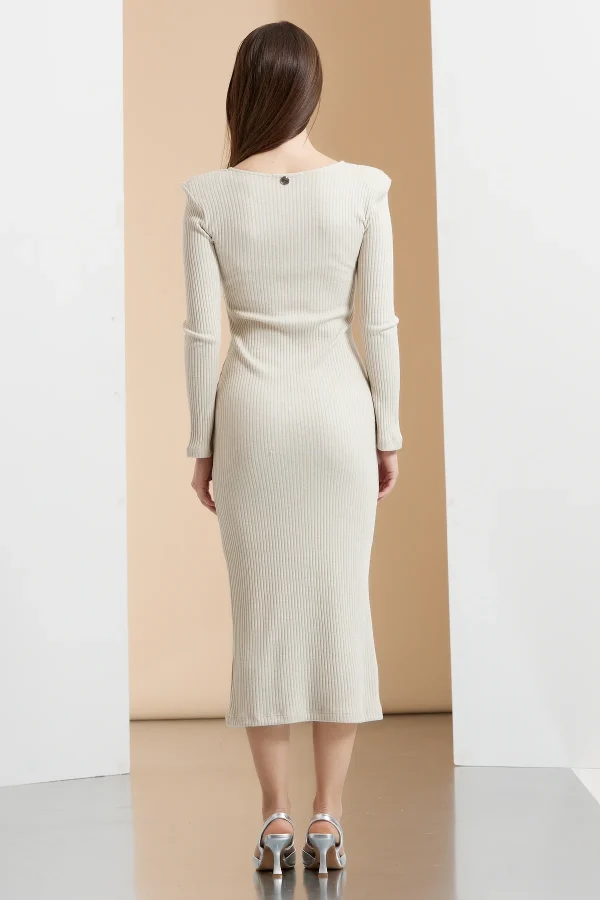 VESTITO LUNGO A COSTE CON SCOLLO QUADRATO – DTA8967