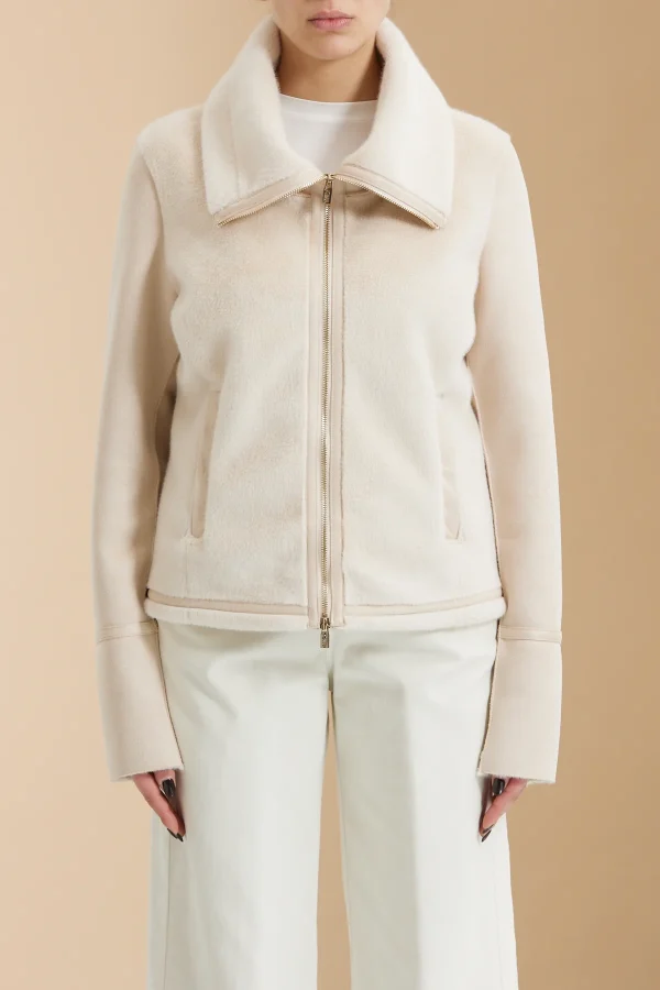 MONTONE CORTO CON PELO – DTA8306