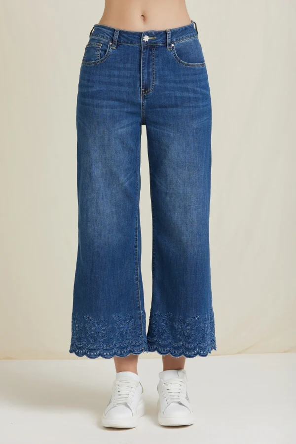 FLORY-DENIM FLARE CON RICAMO FONDO – DKE8240