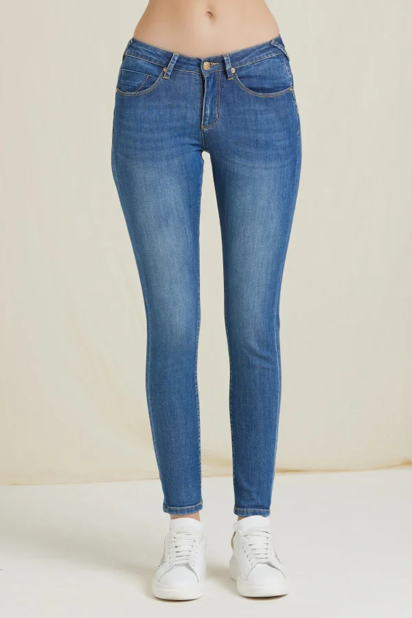 CARLA-DENIM PUSH-UP LAVAGGIO MEDIO 7OZ – DKE8303