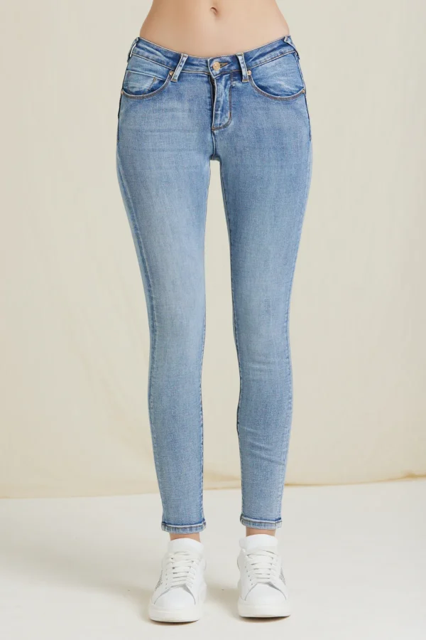 CARLA-DENIM PUSH UP LAVAGGIO CHIARO – DKE8332