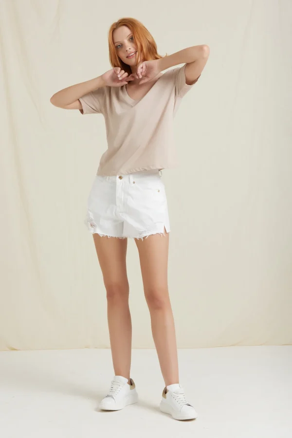 CAROL-BULL SHORT – DKE8337