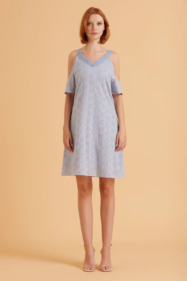 VESTITO CON CUT-OUT IN SANGALLO – DKE8523