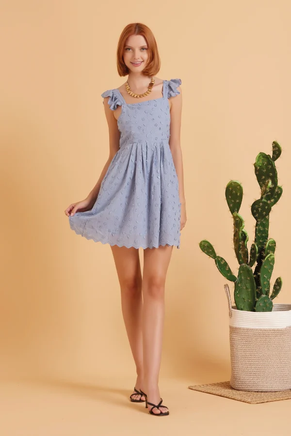 VESTITO CON DECORAZIONE IN RILIEVO – DKE8531