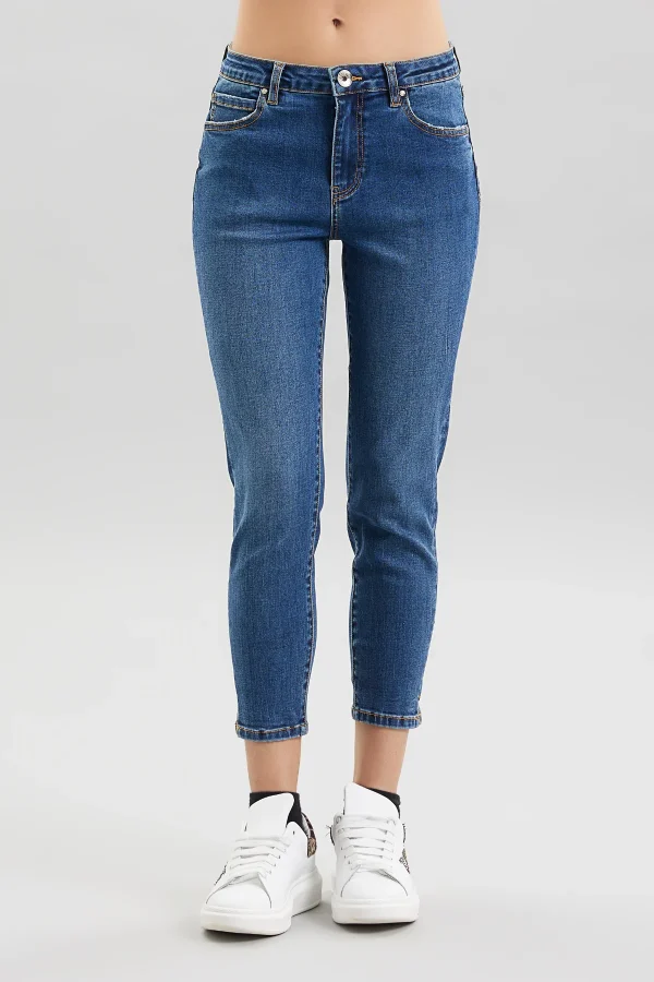 TARA-DENIM CAPRI LAV.MEDIO – DT00210