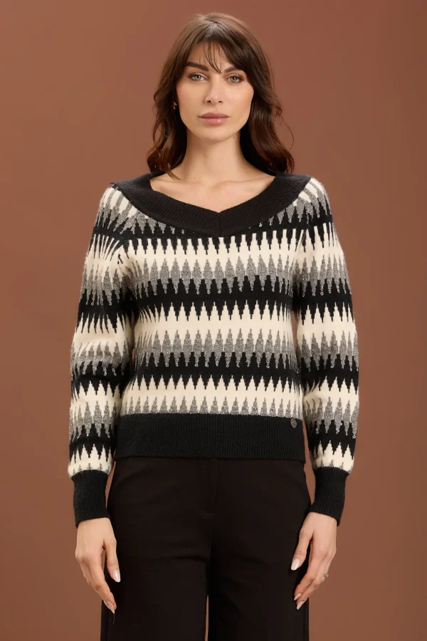 SCOLLO A V CON LAVORAZIONE ZIG ZAG – DT00479