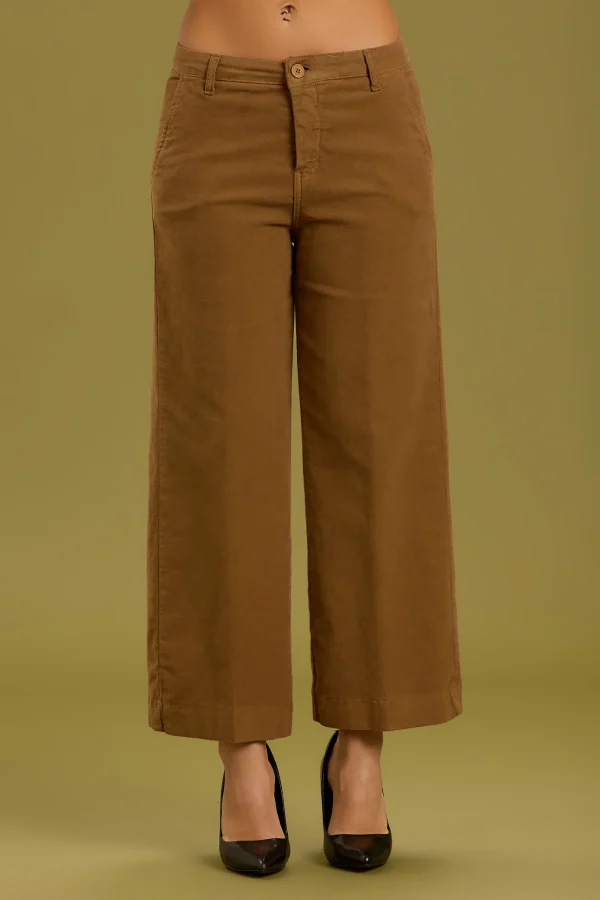 EMMA FUSTAGNO – DT01206