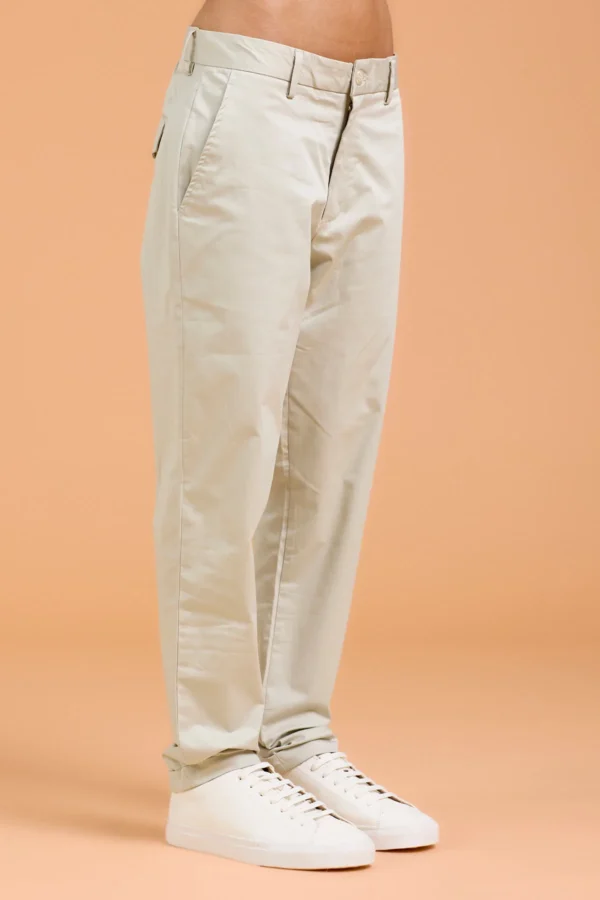 PANTALONE CON RISVOLTO – UK05203