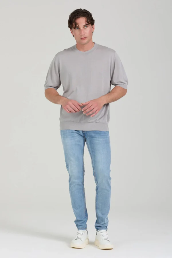 T-SHIRT IN MAGLIA CON LAVORAZIONE – UK05223